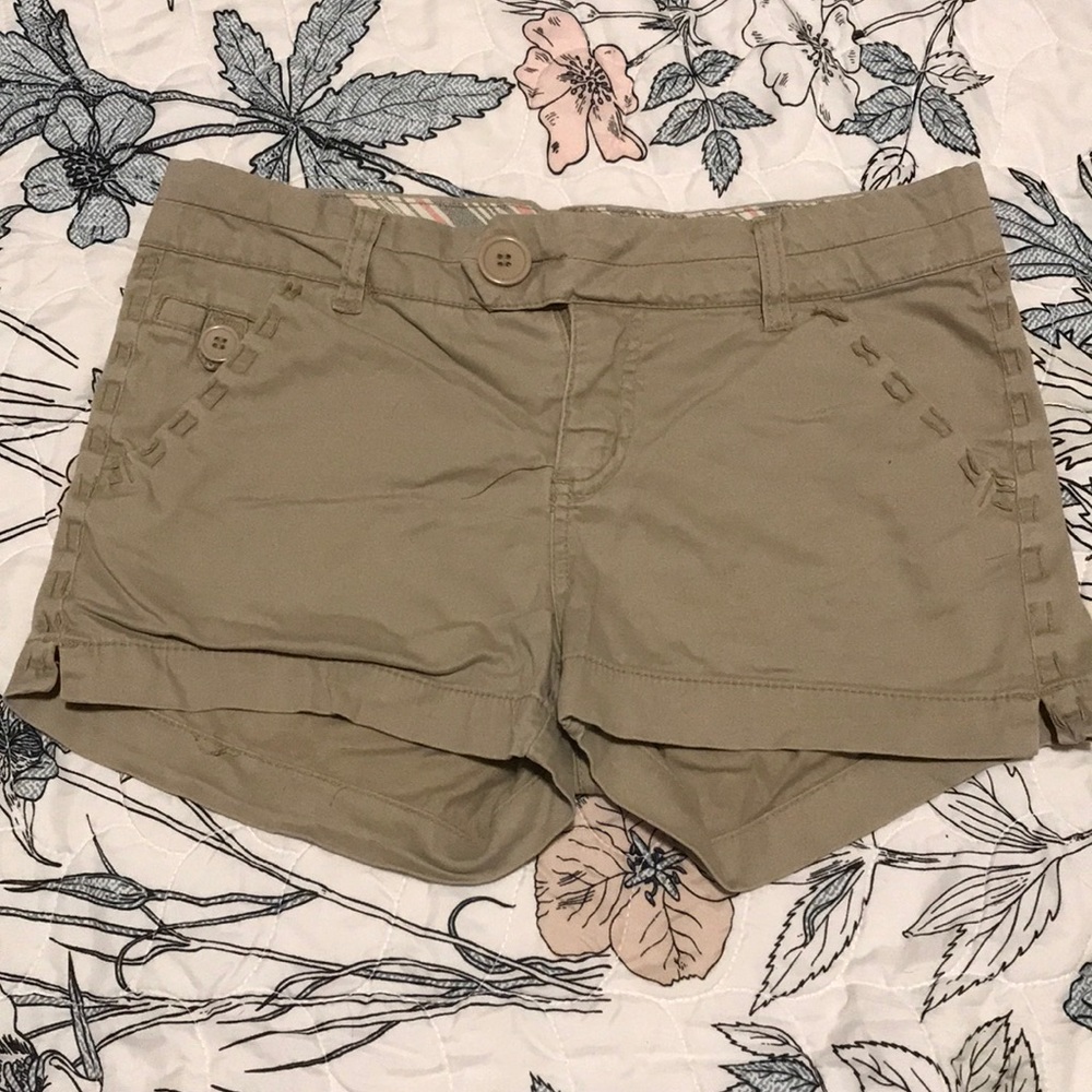Khaki shorts
